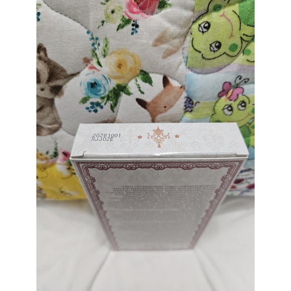 Flower Knows Strawberry Cupid Makeup Palette 01 Honey Canelé Eyeshadow New - Picture 6 of 10